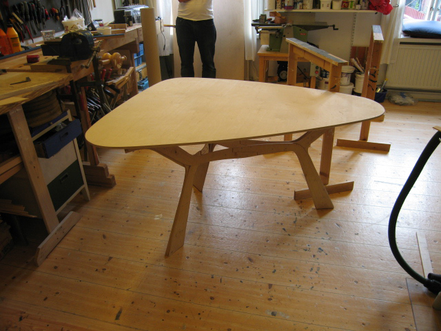 PT1_100608 paratable physical prototype