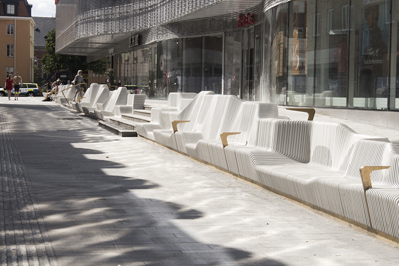 The Forumtorget bench on-site